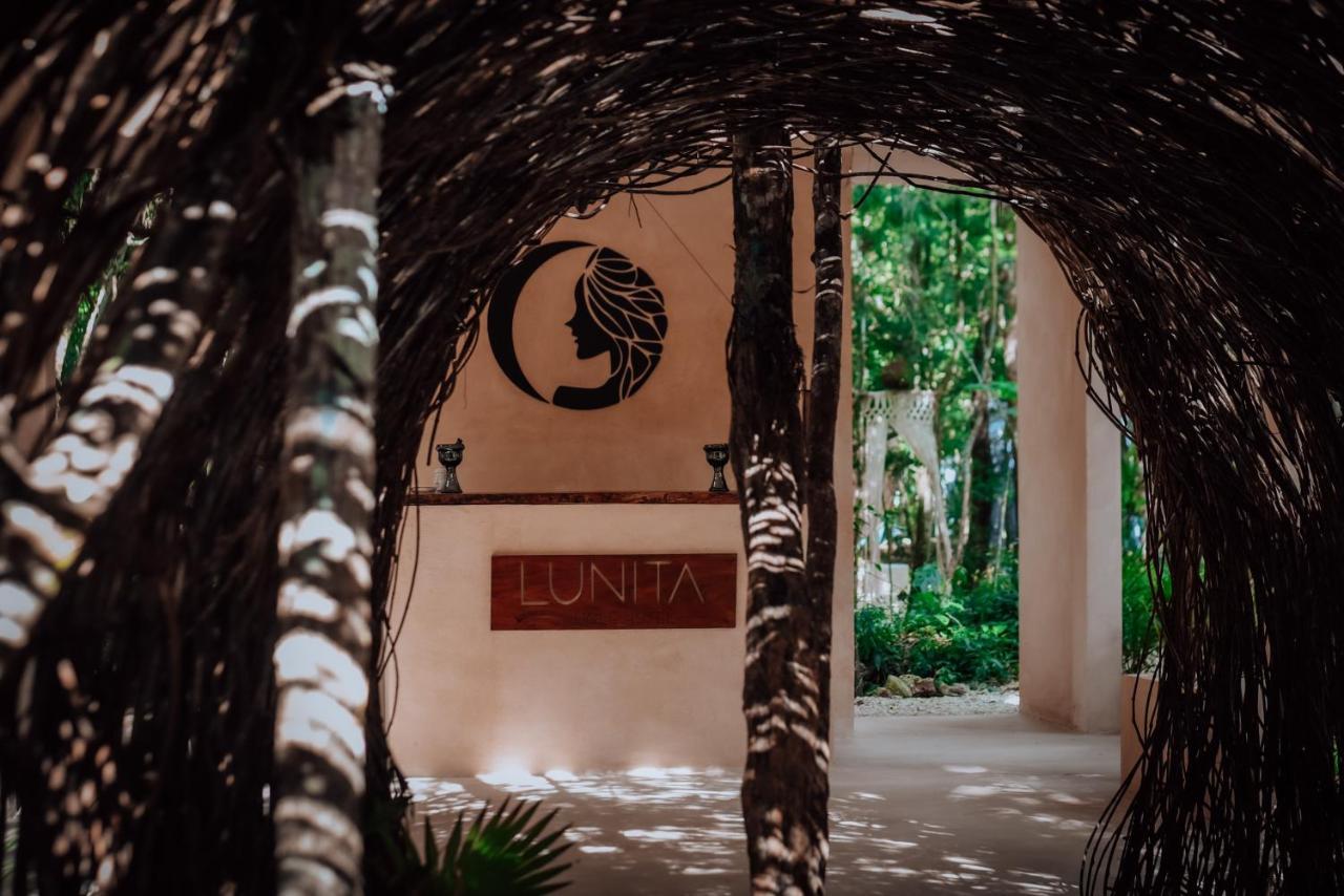 Lunita Jungle Experience
